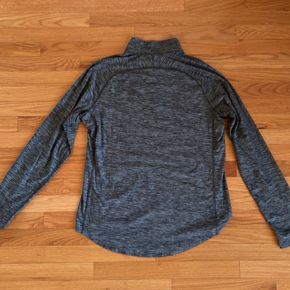 All In Motion quarter zip - Picture 2 of 2